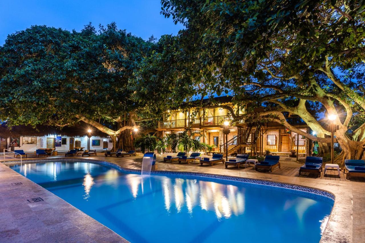 Hotel Isla Del Encanto Isla Barú Екстериор снимка